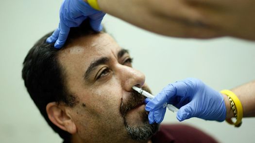 Los científicos insisten en la vía de las vacunas nasales contra el covid-19