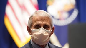 Anthony Fauci dejará su cargo de máximo asesor de Biden sobre covid