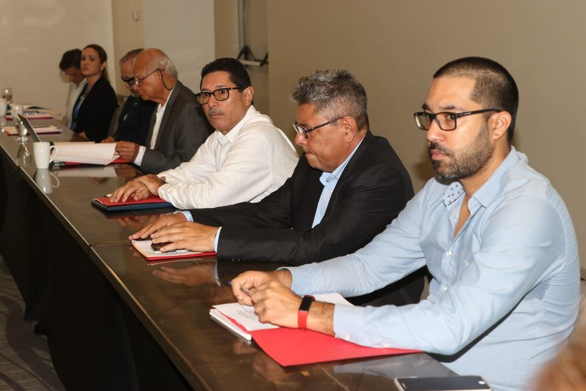 El ministro de MIDA, Augusto Valderrama, aseguró que con la puesta en acción de esta norma, se protege a un sector demasiado riesgoso, estratégico para el país. El ministro de MIDA, Augusto Valderrama, aseguró que con la puesta en acción de esta norma, se protege a un sector demasiado riesgoso, estratégico para el país.