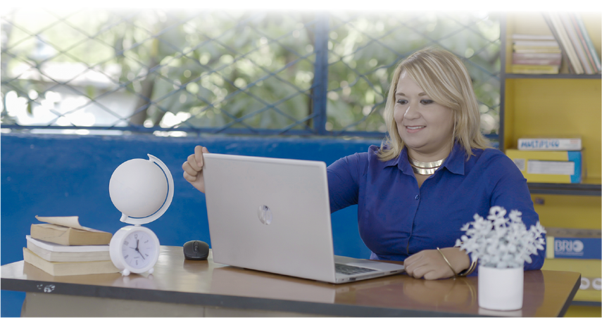 Con esta iniciativa Tigo ha capacitado a más de 400 mil maestros de Latinoamérica. Con esta iniciativa Tigo ha capacitado a más de 400 mil maestros de Latinoamérica.