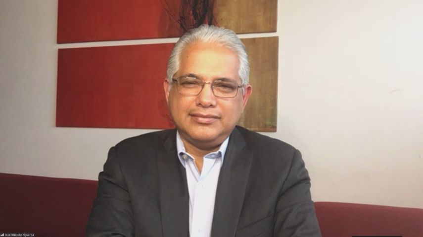 José Blandón no descarta alianza con partidos políticos