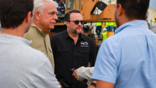 El Puerto de Vacamonte se consolida como un punto clave para el desarrollo del sector acuícola y pesquero en Panamá, tras la presentación de una propuesta privada de zona franca que proyecta la llegada de cerca de una docena de empresas, la generación de más de 500 empleos directos e indirectos. El Puerto de Vacamonte se consolida como un punto clave para el desarrollo del sector acuícola y pesquero en Panamá, tras la presentación de una propuesta privada de zona franca que proyecta la llegada de cerca de una docena de empresas, la generación de más de 500 empleos directos e indirectos.