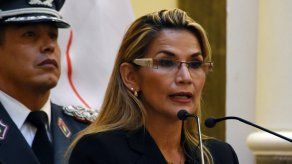 Legislativo boliviano recomienda juicio contra Áñez
