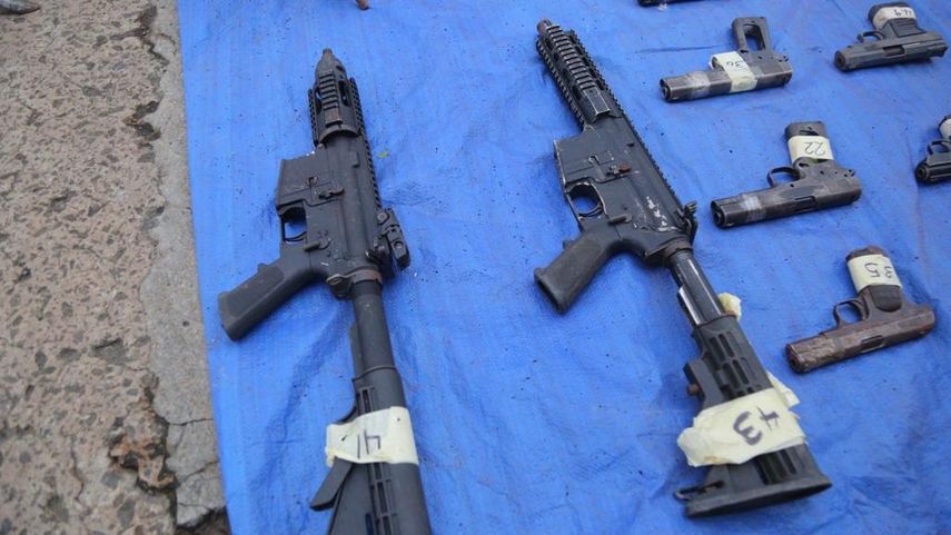 Entre las armas destruidas, 642 son en desuso en custodia de la Policía Nacional y 29 del Servicio Aeronaval, explica el Ministerio de Seguridad. Entre las armas destruidas, 642 son en desuso en custodia de la Policía Nacional y 29 del Servicio Aeronaval, explica el Ministerio de Seguridad.