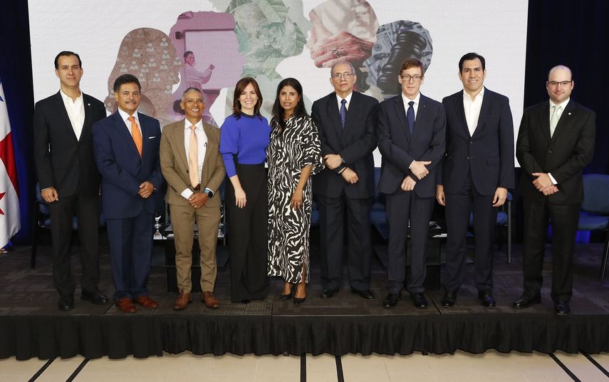 Cámara de Comercio realiza Foro sobre agua y sostenibilidad