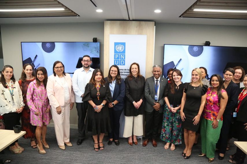 Senacyt logra el Sello Oro por política de igualdad y empoderamiento de las mujeres