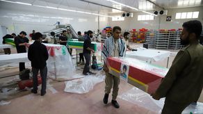 Irán busca condena internacional por ataque a escuela que dejó más de 160 niñas muertas