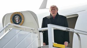 El Foro de Davos aguarda este miércoles al presidente estadounidense, Donald Trump, en un ambiente convulso por su pretensión de apoderarse de Groenlandia y la oposición firme de los europeos.
