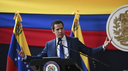 Oposición ratifica a Guaidó como encargado de la presidencia de Venezuela