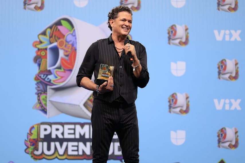 El fenómeno puertorriqueño Bad Bunny y la banda colombiana Morat se alzaron la noche de este jueves con tres Premios Juventud, mientras que Karol G, con dos galardones, se coronó como la Artista del Año. El fenómeno puertorriqueño Bad Bunny y la banda colombiana Morat se alzaron la noche de este jueves con tres Premios Juventud, mientras que Karol G, con dos galardones, se coronó como la Artista del Año.