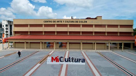 Entregan en Colón, el Centro de Arte y Cultura Abel Bravo
