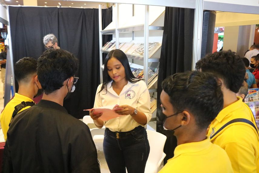 El programa de resocialización Mi Voz para tus Ojos (MVO) está presente en la Décimo Octava Feria Internacional del Libro