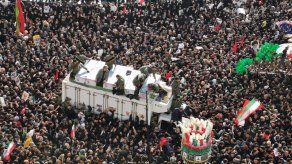 Más de 50 muertos en estampida durante entierro de Soleimani