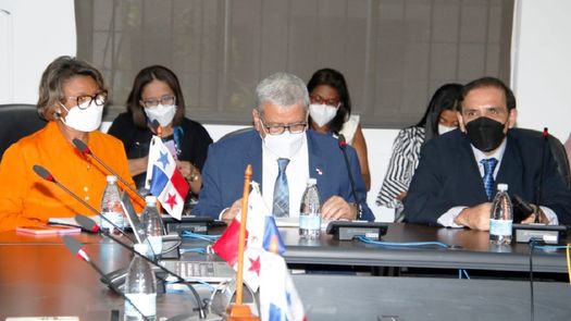 Minsa paga B/.3.5 millones para servicios de hemodiálisis
