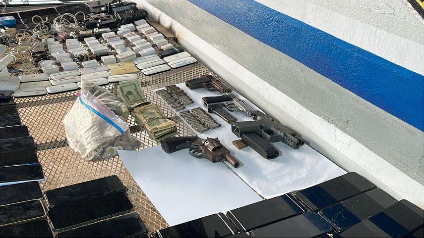 Requisa en la Joyita logra decomisos de drogas, armas de fuego, televisores y celulares