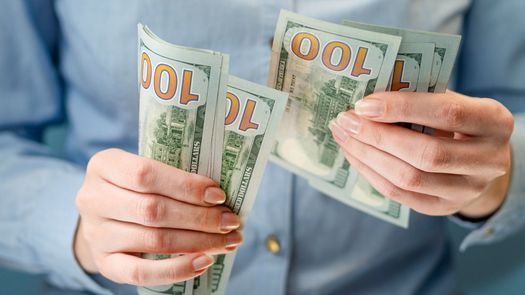 El salario promedio disminuye un 2,15% en el primer cuatrimestre del 2025