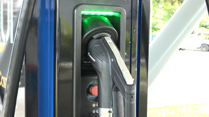 La instalación redefine el concepto de estación de servicio en Panamá.