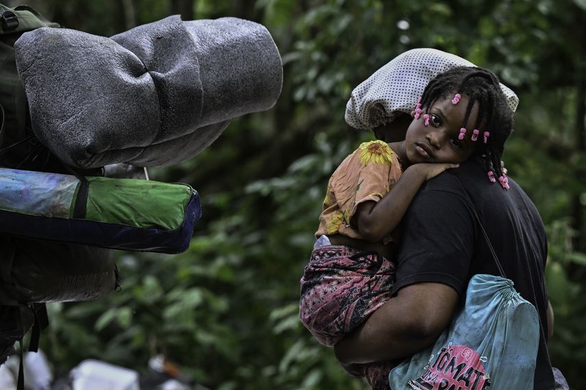 EEUU: Niños migrantes siguen separados de sus padres