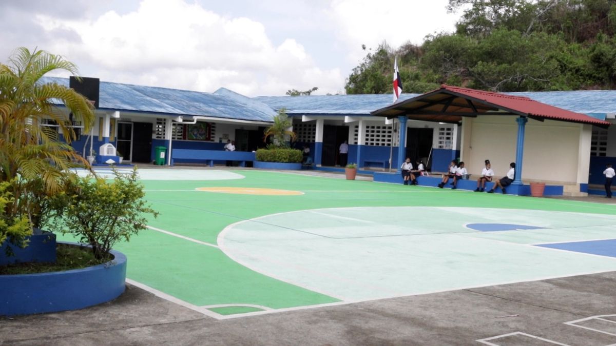 Escuelas oficiales tienen FECE para acondicionar y mejorar la calidad educativa