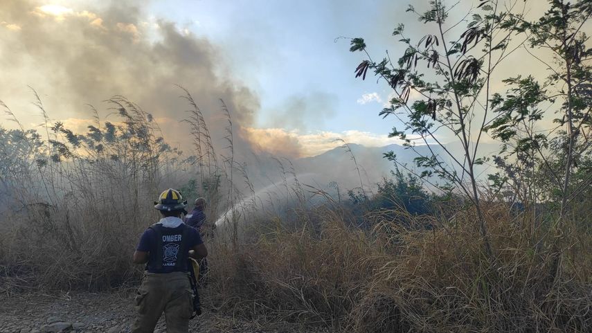 Incendios de herbazales. Foto: www.bomberos.gob.pa