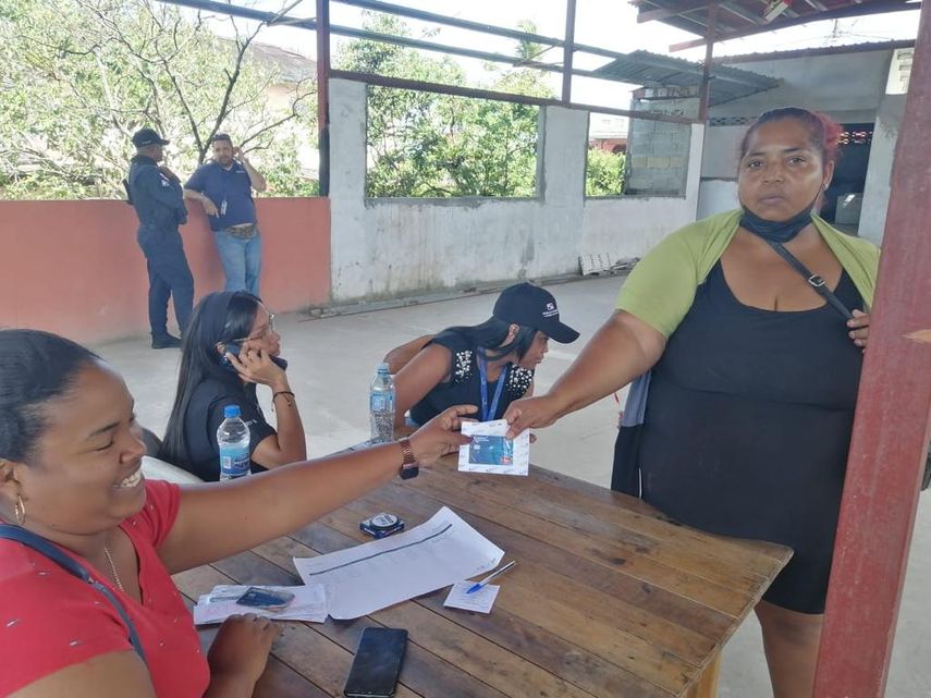 Beneficiarios de 120 a 65 usarán cajeros de preferencia.