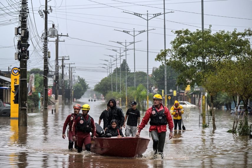 Brasil: Lula da Silva anuncia nuevas ayudas para víctimas de inundaciones