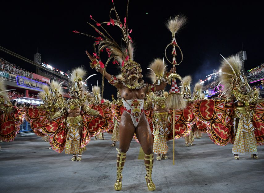 Carnaval de Rio de Janeiro "renace" con su primer carnaval desde la pandemia