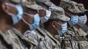 Policías interpretan a Blades