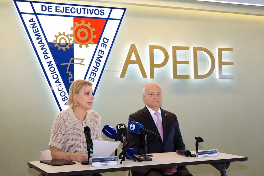 Panamá podría generar hasta 30 mil empleos directos e indirectos en las provincias si logra habilitar vuelos internacionales comerciales directos hacia los aeropuertos de Río Hato y David