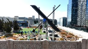 Elon Musk tuvo que retirar la enorme X en la azotea de la sede de San Francisco