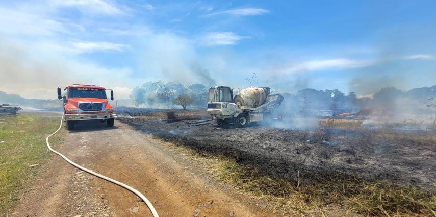 Bomberos reiteran el llamado a la población a evitar quemas de basura o vegetación.