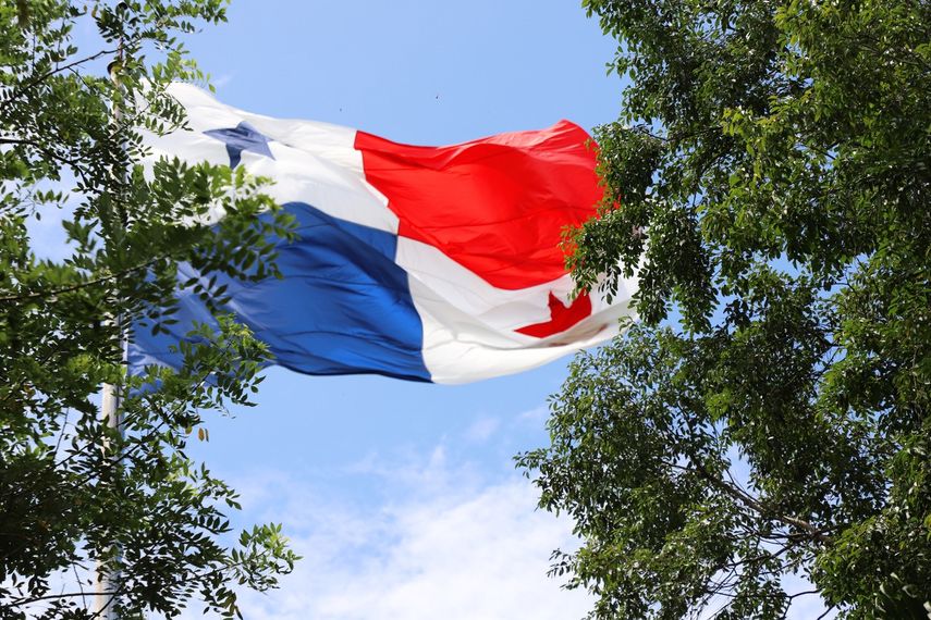 Mi Ambiente: Ultiman detalles del traspaso del cerro Ancón. Mi Ambiente: Ultiman detalles del traspaso del cerro Ancón.