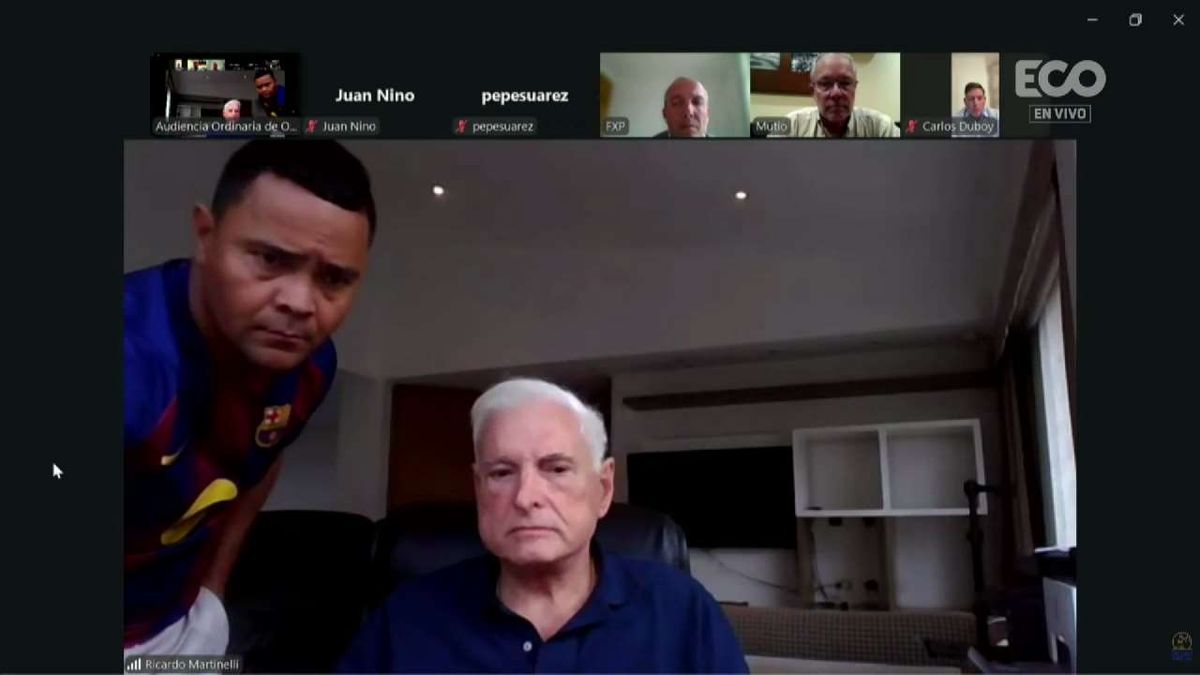 El juicio por el caso Odebrecht en Panamá está previsto que culmine este viernes, tras semanas de audiencia en la que la Fiscalía ha vinculado al expresidente Ricardo Martinelli (2009-2012) y parte de su círculo cercano con la supuesta red de sobornos de la constructora brasileña. El juicio por el caso Odebrecht en Panamá está previsto que culmine este viernes, tras semanas de audiencia en la que la Fiscalía ha vinculado al expresidente Ricardo Martinelli (2009-2012) y parte de su círculo cercano con la supuesta red de sobornos de la constructora brasileña.