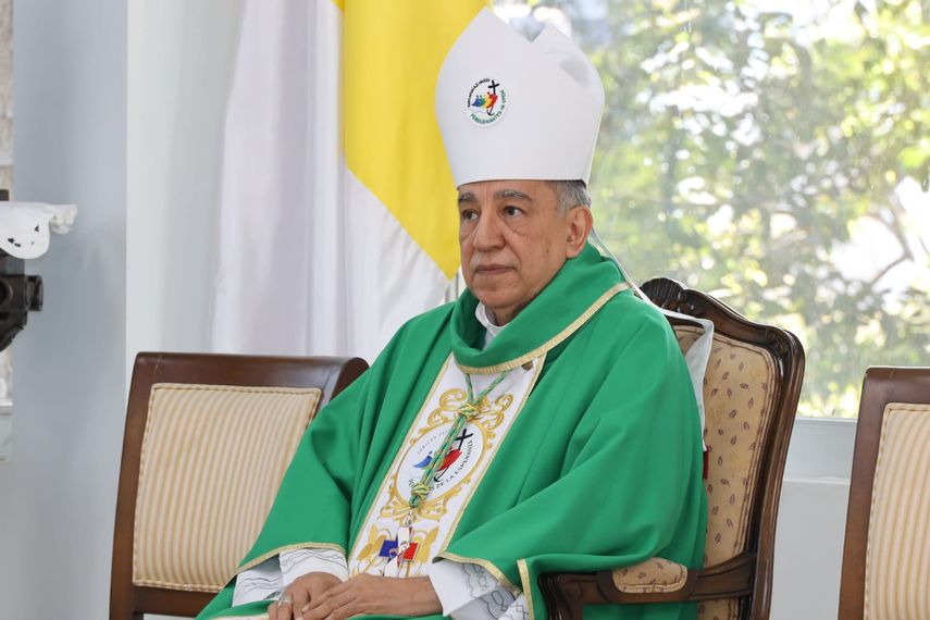 Arzobispo Ulloa hace llamado a no caer en actos bochornosos durante el carnaval