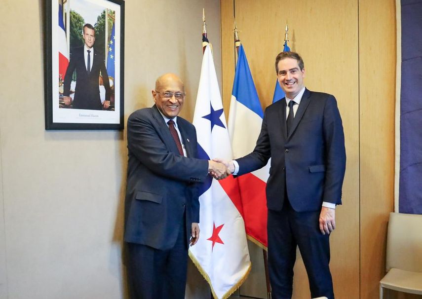 Panamá presenta a Francia efectividad de normas anti-lavado