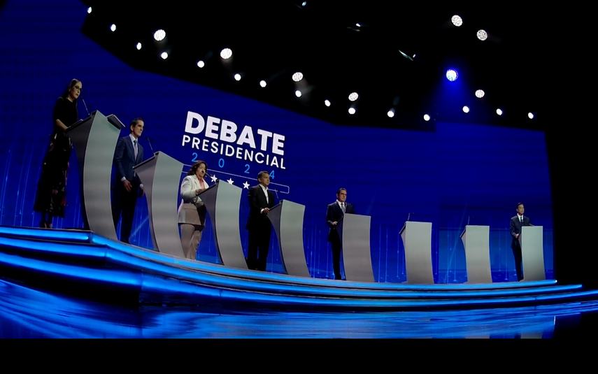 Candidatos presidenciales se atacaron en último debate oficial.