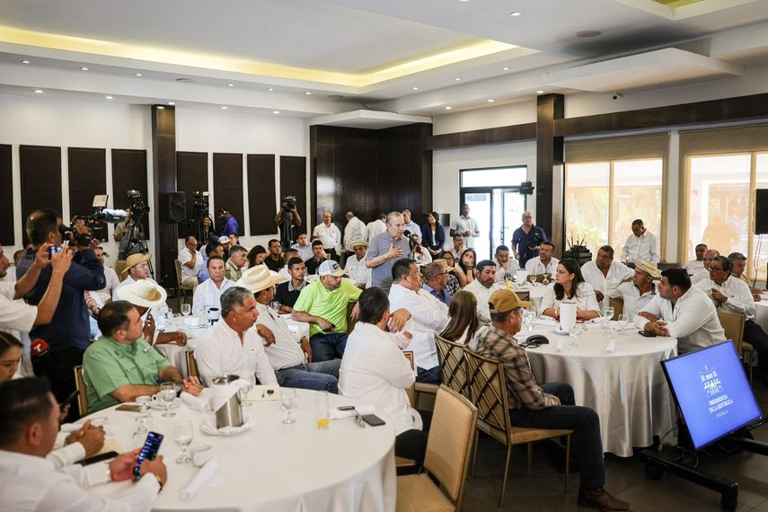 Mulino anuncia exitoso inicio del plan Mi Primer Empleo Agro y el arranque del CEAGRO