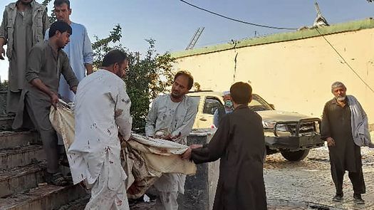 Al menos 16 muertos por explosiones en mezquita chiita en Afganistán