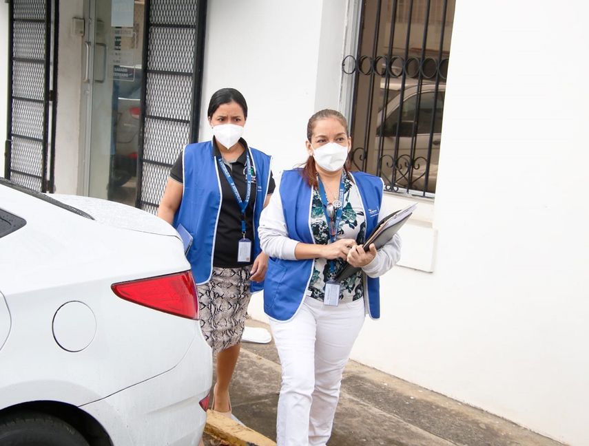 Minsa revisa empresa que preparaba medicamentos sin licencia