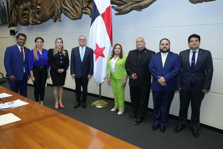 Nuevo Contralor de la República.