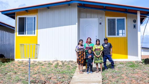 Entregan 300 viviendas a desplazados por Cambio Climático en Guna Yala