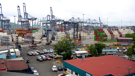 El futuro de los puertos en Panamá, es motivo de análisis entre los diputados. El futuro de los puertos en Panamá, es motivo de análisis entre los diputados.