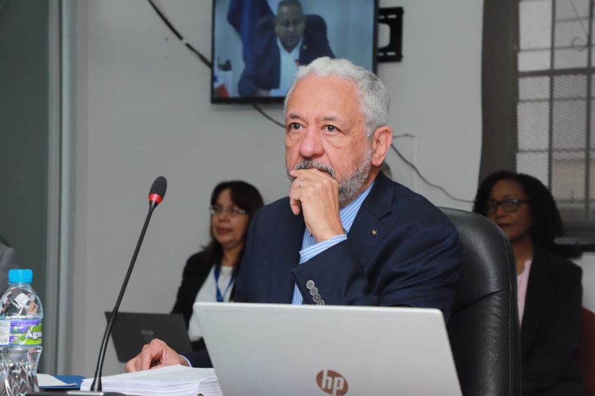 Canal de Panamá estima ingresos de $4,776 millones