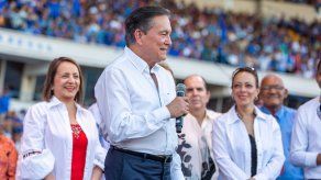 Cortizo participó en Día de Unción de comunidad Evangélica Hossana