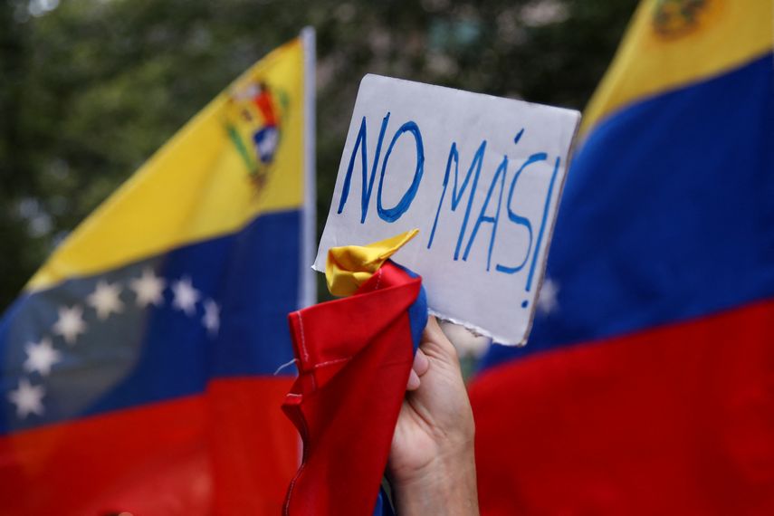 Panamá y Estados Unidos se comprometen a buscar solución conjunta para Venezuela. Panamá y Estados Unidos se comprometen a buscar solución conjunta para Venezuela.