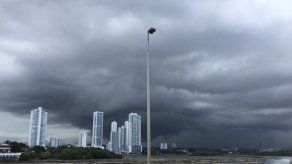 Emiten aviso de prevención por Onda Tropical