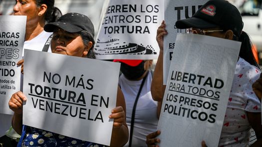 Excarcelan en Venezuela a un grupo de 13 presos políticos, según dirigentes opositores