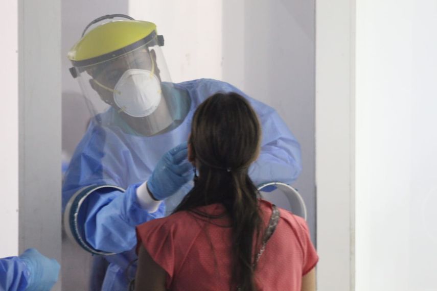 El Minsa insta a la población NO BAJAR LA GUARDIA y seguir aplicando las medidas de bioseguridad.