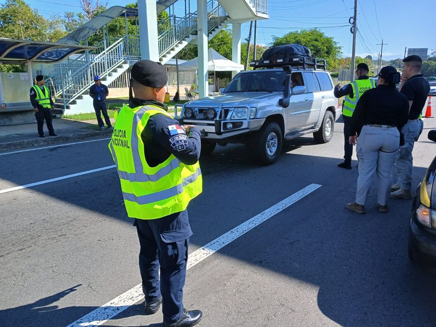 Carnavales 2025: Policía Nacional reporta más de 100 mil vehículos hacia el interior Carnavales 2025: Policía Nacional reporta más de 100 mil vehículos hacia el interior