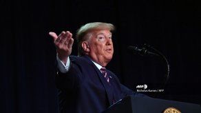 Un Trump absuelto dice que sufrió un terrible calvario por su juicio político